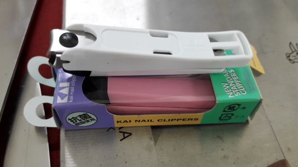 ขายกรรไกรตัดเล็บ KAL   Made in Japan.คมกริบมีตะไบแต่งพร้อม