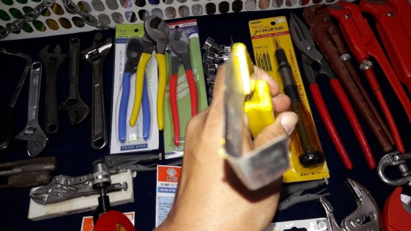 ขายมีดกรีดยางตราตาด้ามเหล็กงานเก่าคม