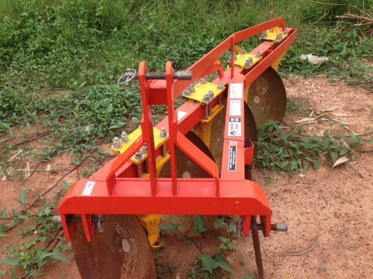 ขายผาน4 ใบ22 ใส่รถ34,36,45,47