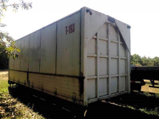 ขาย  ตู้ปีกนก.     ก2.40m x ส2.60m x ย7.40m