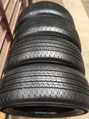 ยาง Bridgestone 215 55 17 ปลายปี15 ดอกเต็ม ไม่มีปะ เนื้อนิ่มๆ ราคาไม่แพง