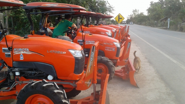 ขายคูโบต้า 47 แรง ขายคูโบต้า 47 แรง