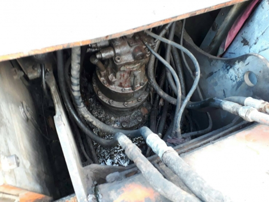 ford 6610เสื้อลาย