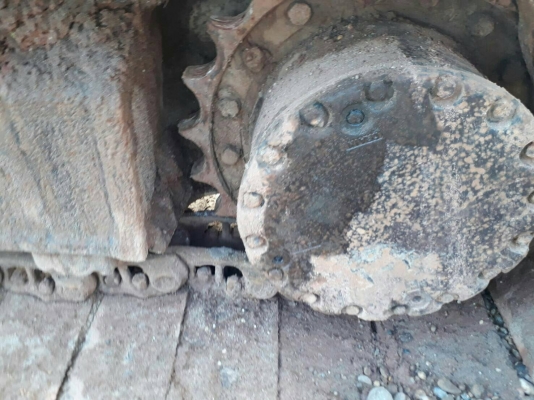 ford 6610เสื้อลาย