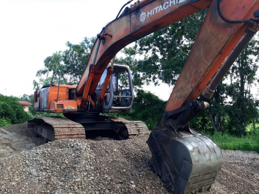 ford 6610เสื้อลาย