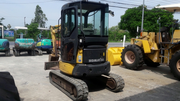 รถขุด Komatsu PC30MR-2 เก่าญี่ปุ่น สภาพสมบูรณ์จัดเทียบรถป้ายแดงได้เลย
