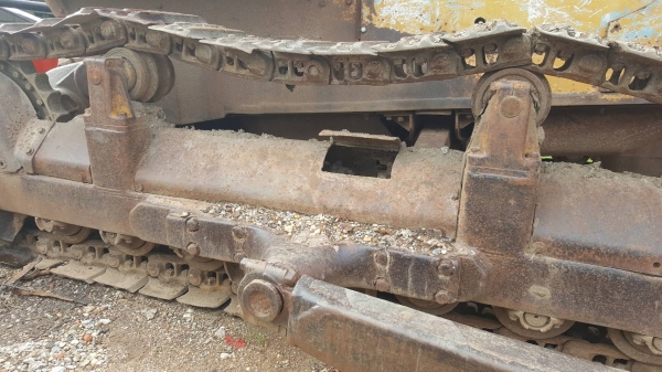 ขาย แทรคเตอร์ CAT D5 เกียร์ตัด เครื่องดี รถพร้อมใช้งาน เอกสารใบซื้อขาย ราคาต่อรองได้ครับ