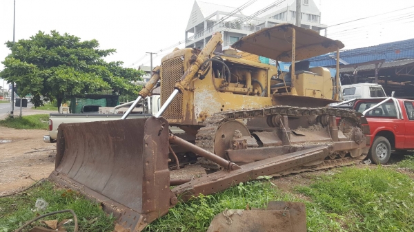 ขาย แทรคเตอร์ CAT D5 เกียร์ตัด เครื่องดี รถพร้อมใช้งาน เอกสารใบซื้อขาย ราคาต่อรองได้ครับ