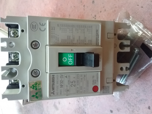 เบรกเกอร์ mitsu 3p 25A. JAPAN ของใหม่ ถูก!!! เบรกเกอร์ mitsu 3p 25A. JAPAN ของใหม่ ถูก!!!