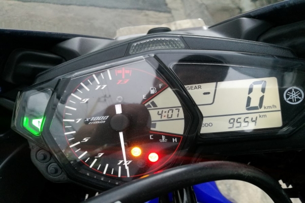 R3 2015 วิ่ง9000โล รถบ้านมือเดียว สด-ผ่อน รูดบัตรได้