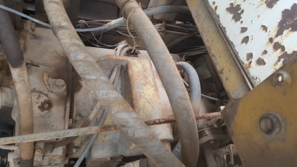 ขาย รถตัก KAWASAKI เอวอ่อน เกียร์ทอค เครื่องดี ปั้มดี รถจอดไว้ไม่ค่อยได้ใช้งาน ราคาต่อรองได้ครับ