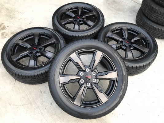 แม็กพร้อมยางป้ายแดง TRD ขอบ20 ปี17