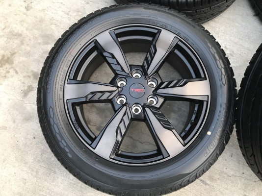 แม็กพร้อมยางป้ายแดง TRD ขอบ20 ปี17 แม็กพร้อมยางป้ายแดง TRD ขอบ20 ปี17
