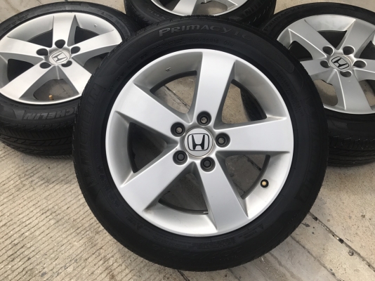 แม็ก Honda Civic FD ขอบ16 พร้อมยาง 205-55-16 แม็ก Honda Civic FD ขอบ16 พร้อมยาง 205-55-16