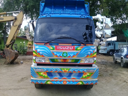 อีซูซุ เดกก้า270ยูโรวัน หล่อไปเลย อีซูซุ เดกก้า270ยูโรวัน หล่อไปเลย
