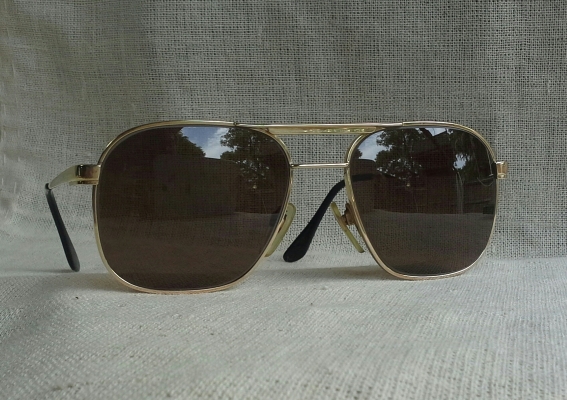 แว่นตาวินเทจแฮนด์เมด ยุค &#039;70s  เยอรมันแบรนด์ที่ยิ่งใหญ่ระดับตำนาน  Vintage MENRAD handmade in Germany