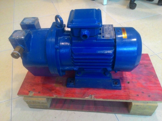 ขายถูก - ปั๊ม vacuum pump มือ2สภาพดี ประกันยังเหลือ 3 เดือน