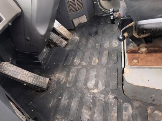 ขายรถตักล้อยาง KOMATSU WA300-3 รถนอกนำเข้าเองจากญี่ปุ่น สภาพสวยพร้อมใช้งาน มีVDOการทำงานครับ ขายรถตักล้อยาง KOMATSU WA300-3 รถนอกนำเข้าเองจากญี่ปุ่น สภาพสวยพร้อมใช้งาน มีVDOการทำงานครับ