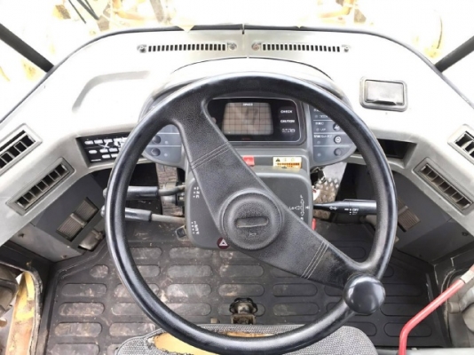 ขายรถตักล้อยาง KOMATSU WA300-3 รถนอกนำเข้าเองจากญี่ปุ่น สภาพสวยพร้อมใช้งาน มีVDOการทำงานครับ ขายรถตักล้อยาง KOMATSU WA300-3 รถนอกนำเข้าเองจากญี่ปุ่น สภาพสวยพร้อมใช้งาน มีVDOการทำงานครับ