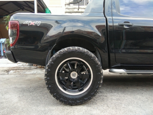 ล้อ Offroad 20&quot; พร้อมยาง MUD 35-12.5-20