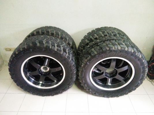 ล้อ Offroad 20" พร้อมยาง MUD 35-12.5-20 ล้อ Offroad 20" พร้อมยาง MUD 35-12.5-20