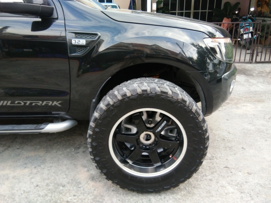 ล้อ Offroad 20&quot; พร้อมยาง MUD 35-12.5-20