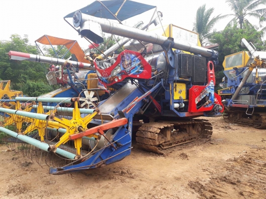 ขายรถเกี่ยวข้าว ขายรถเกี่ยวข้าว