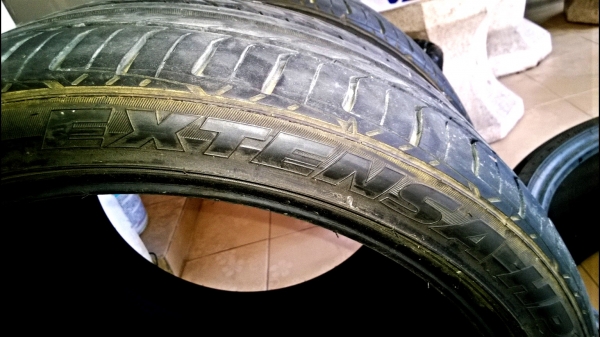 ขายยาง Toyotire Extenza USA'14, 245/35/20 สวยๆ 3เส้น+1