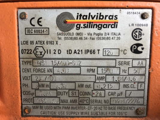 ขายมอเตอร์สั่น-เขย่า Italvibras 0.3kw 380V made in Italy สภาพสวยเดิมๆ วิ่งนิ่ม พร้อมใช้งาน มี 4ตัวครับ