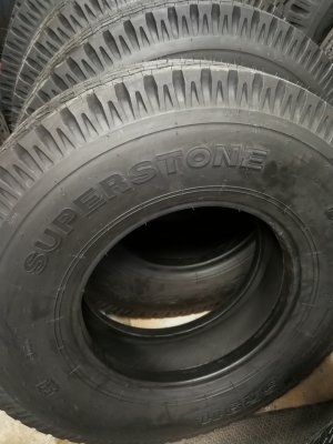 ยาง Superstone ขนาด 8.25-16 SR911 (14 PR)