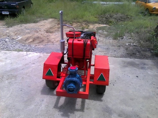 ปั้มน้ำ 2ใบพัดแรงดันสูง ใช้เครื่อง NISSAN ดีเซล 4 สูบส่งน้ำระยะไกล