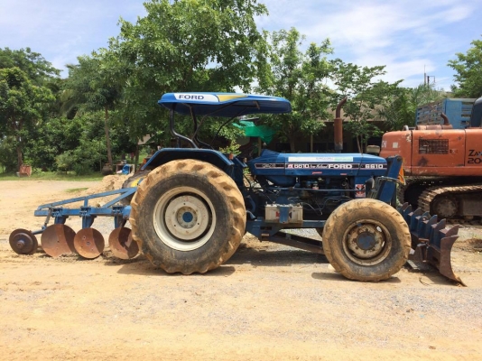 ขายรถไถฟอร์ด 6610 (2 เพลา)มีเล่มทะเบียน สภาพพร้อมใช้งาน สนใจติดต่อ 0806779559 LINE : 0806779559