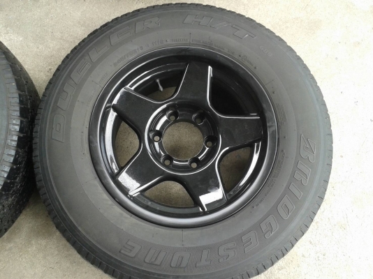 ล้อเบสเล่ ขอบ16นิ้ว6รู พร้อมยางปี11 ชุดนนี้ ราคา 8900 บาท ล้อเบสเล่ ขอบ16นิ้ว6รู พร้อมยางปี11 ชุดนนี้ ราคา 8900 บาท