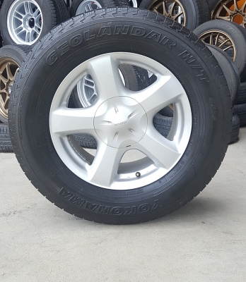 ขายล้อISUZU V Cross17 ยาง255/65/17 ปี16 4 ล้อ