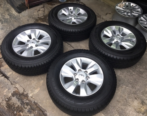 แม็กพร้อมยางป้ายแดง 265-65-17 Toyota Revo ขอบ17 แม็กพร้อมยางป้ายแดง 265-65-17 Toyota Revo ขอบ17