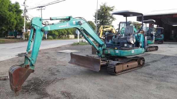 รถขุด Komatsu PC30R-8 รถนำเข้าจากประเทศญี่ปุ่น