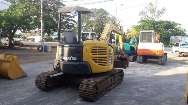 รถขุด Komatsu PC40MR-2 เก่าญี่ปุ่น รถขุด Komatsu PC40MR-2 เก่าญี่ปุ่น