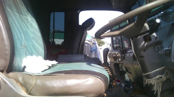 รถสิบล้อ HINO 3H รถสิบล้อ HINO 3H