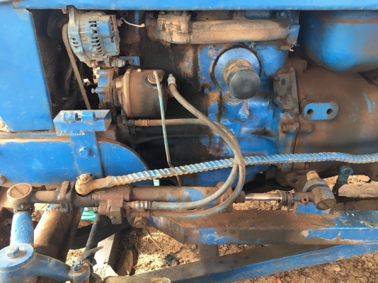 ขายด่วน รถไถ FORD 5500 เครื่่อง T1 อุปกรณ์ดันหน้า ผาน3 เอกสารเล่มทะเบียน สนใจสอบถาม 093-0764943 - 088-3223272