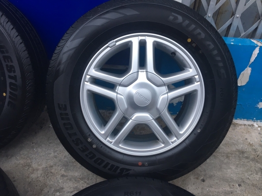 แม็กป้ายแดง ISUZU Blue Power ขอบ 16 พร้อมยางป้ายแดง 215-70-16 ปี 17