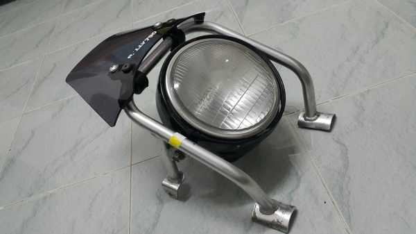 ไฟหน้าเก่าญี่ปุน