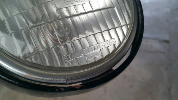 ไฟหน้าเก่าญี่ปุน