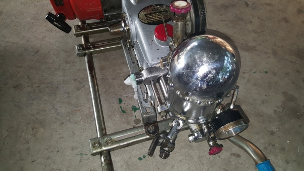 ปั้มอัดฉีดเครื่อง 7  แรง ผ่านการเทสแล้ว รูเข้า 6 หุน สอบถามได้ ต่อรองได้ ขายได้ขาย