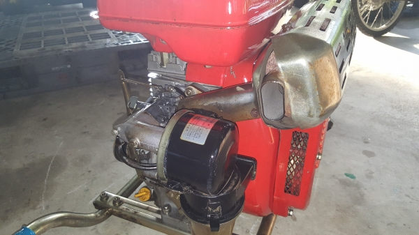 ปั้มอัดฉีดเครื่อง 7  แรง ผ่านการเทสแล้ว รูเข้า 6 หุน สอบถามได้ ต่อรองได้ ขายได้ขาย