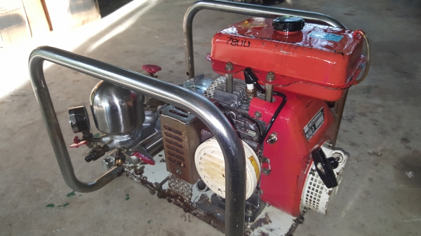 ปั้มอัดฉีดเครื่อง 3.5 แรง ปั้มนิ้ว ทดสอบแล้ว พร้อมใช้งาน สอบถามได้ ต่อรองได้ขายได้ขาย