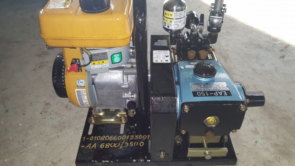 ปั้มอัดฉีดเครื่อง 2 แรง รูน้ำเข้า 6 หุน พร้อมใช้งาน