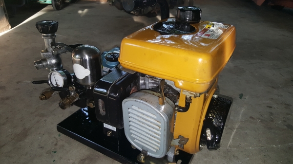 ปั้มอัดฉีดเครื่อง 2 แรง รูน้ำเข้า 6 หุน พร้อมใช้งาน