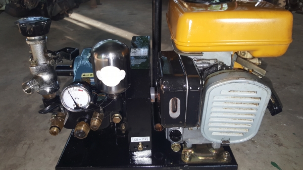 ปั้มอัดฉีดเครื่อง 2 แรง รูน้ำเข้า 6 หุน พร้อมใช้งาน