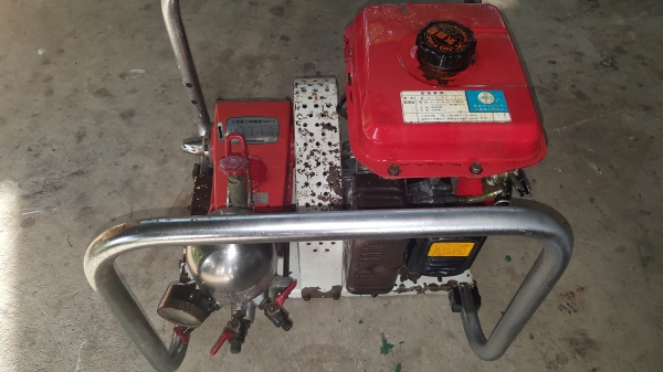 ปั้มอัดฉีดเครื่อง 3.5 แรง เข้าออก 6 หุน ทดสอบแล้ว พร้อมใช้งาน สอบถามได้ ต่อรองได้ขายได้ขาย