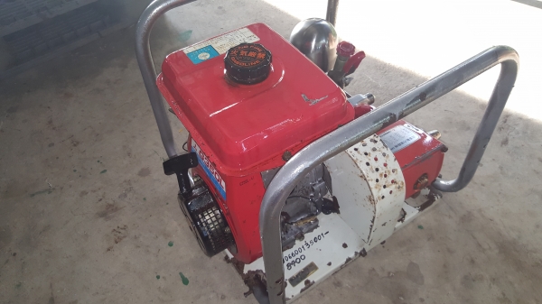 ปั้มอัดฉีดเครื่อง 3.5 แรง เข้าออก 6 หุน ทดสอบแล้ว พร้อมใช้งาน สอบถามได้ ต่อรองได้ขายได้ขาย